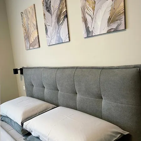 Vatican - Angolo Di * רומא